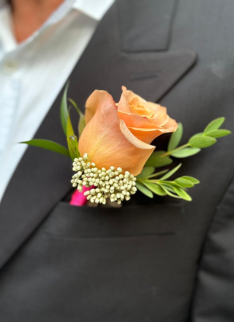 Custom floral design for weddings and private events